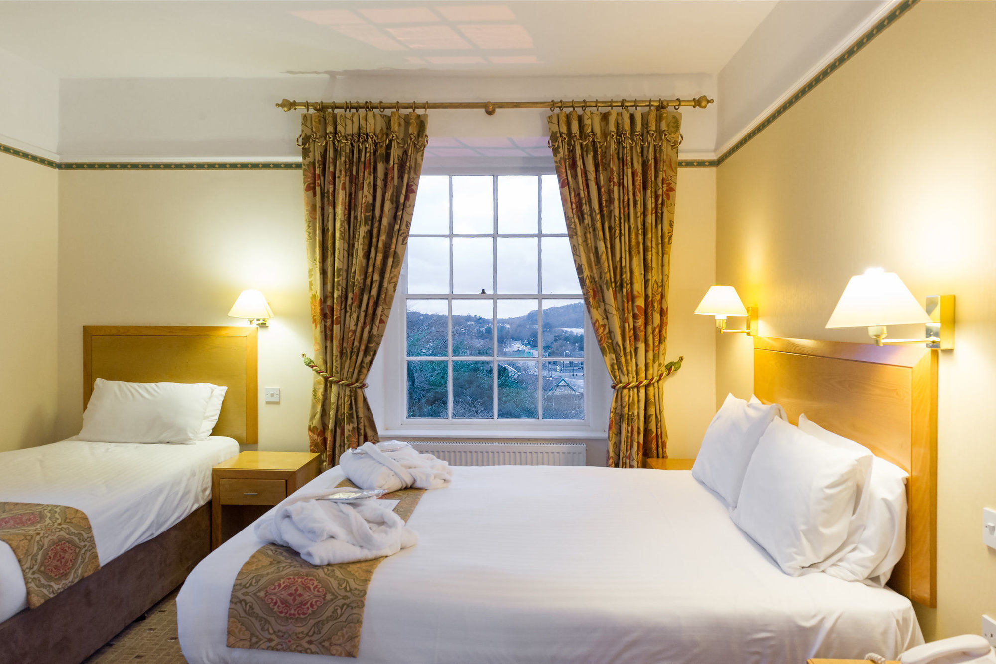 Royal Victoria Hotel Snowdonia لانبرس المظهر الخارجي الصورة