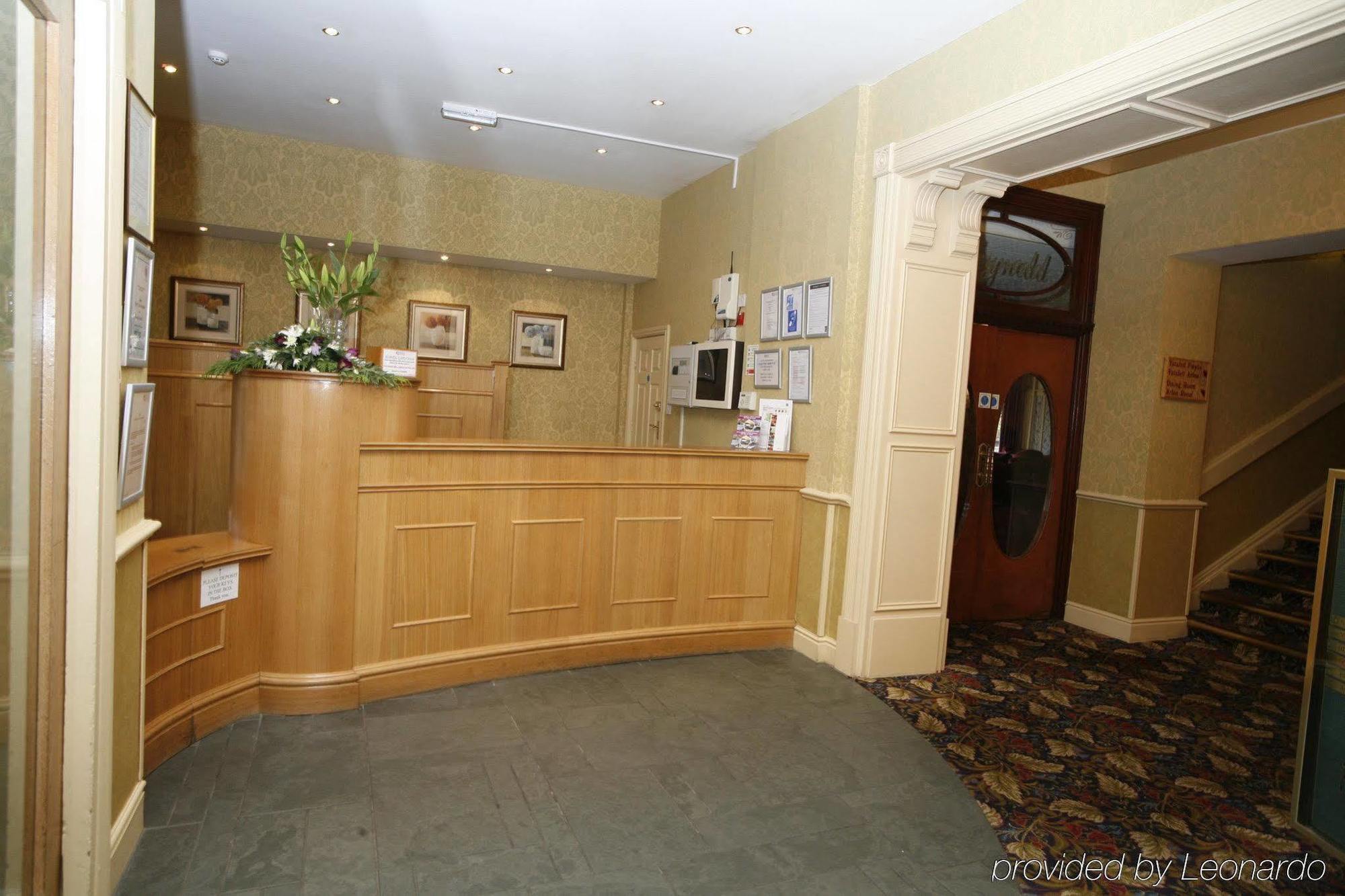 Royal Victoria Hotel Snowdonia لانبرس المظهر الداخلي الصورة